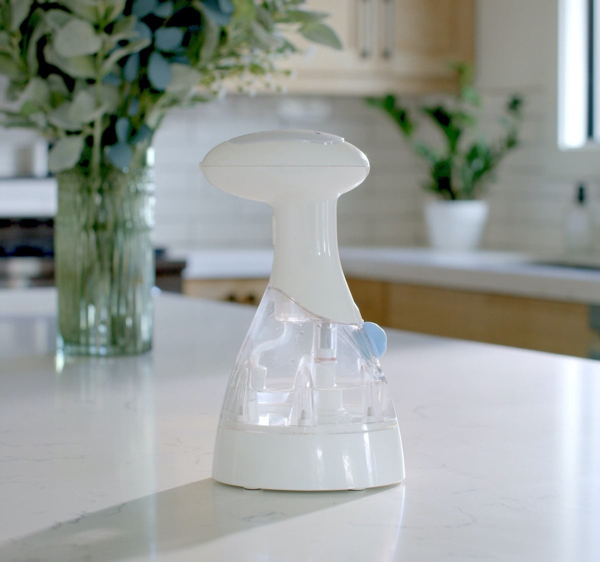 O3Waterworks Sanitizing Spray Bottle on-demand ozone cleaner works in 30 seconds