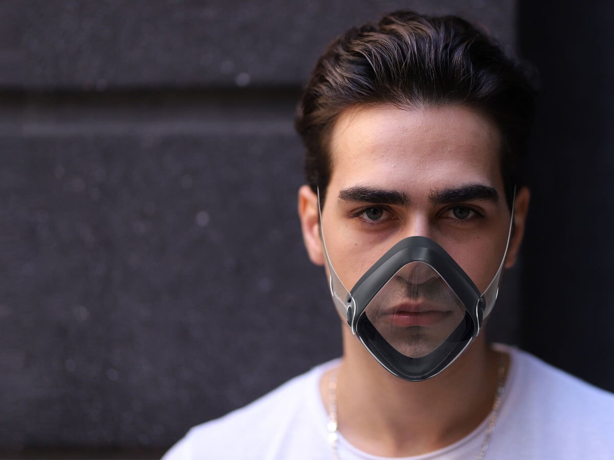 BlueBreath ventilating face mask is an AI-powered smart mask