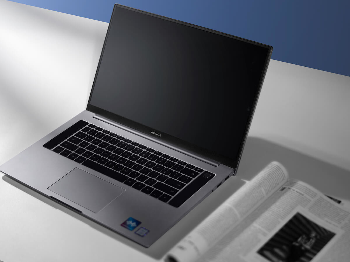 HONOR MagicBook Pro compact laptop has a Full HD FullView Display