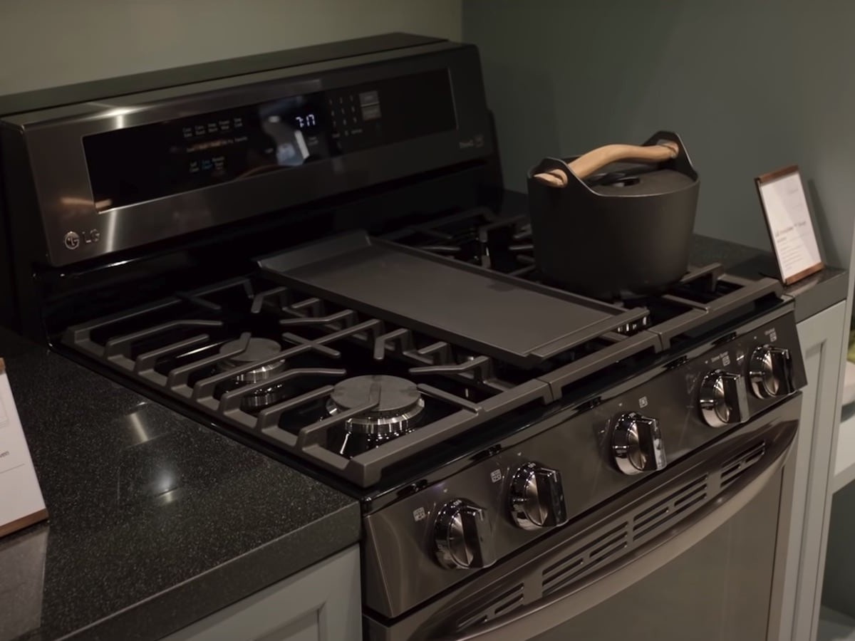 LG InstaView Range gas and electric ovens include a builtin air fryer