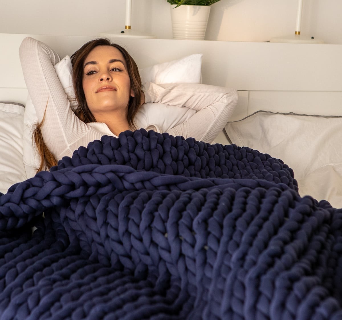 Nuzzie Knit weighted blanket relieves stress while keeping you so cozy