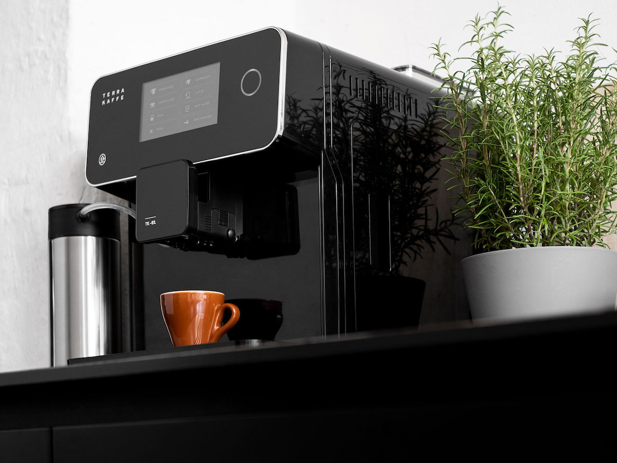 Terra Kaffe TK01 coffee and espresso machine has a steel grinder