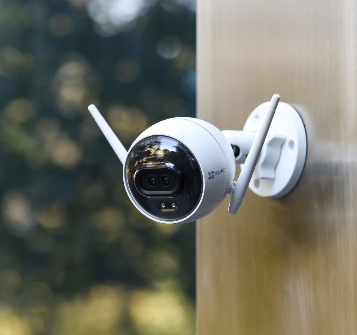 EZVIZ C3X AIpowered camera provides incredibly vivid, colorful