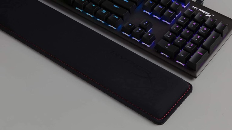 HyperX Wrist Rest keyboard cushion features cool gel memory foam