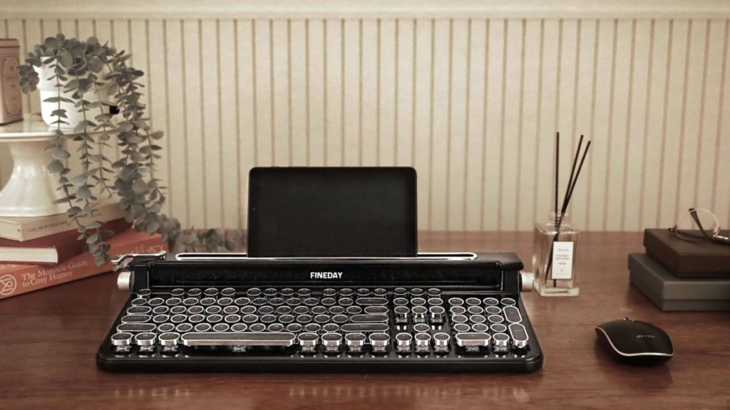 This typewriter keyboard will actually make you work faster » Gadget Flow