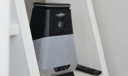 WooBloo SMASH portable smart projector