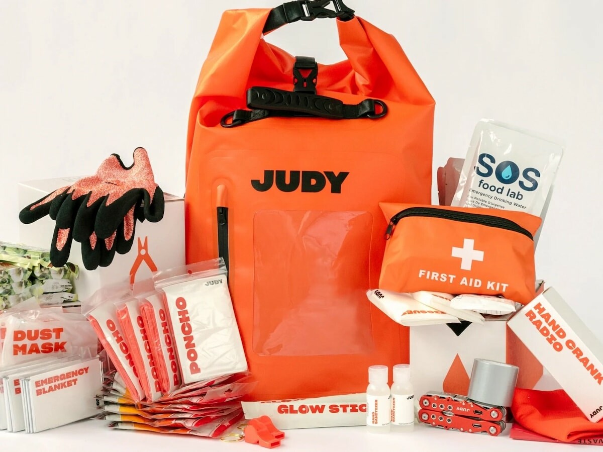 Judy The Mover Max evacuationready kit can support a family of 4 for