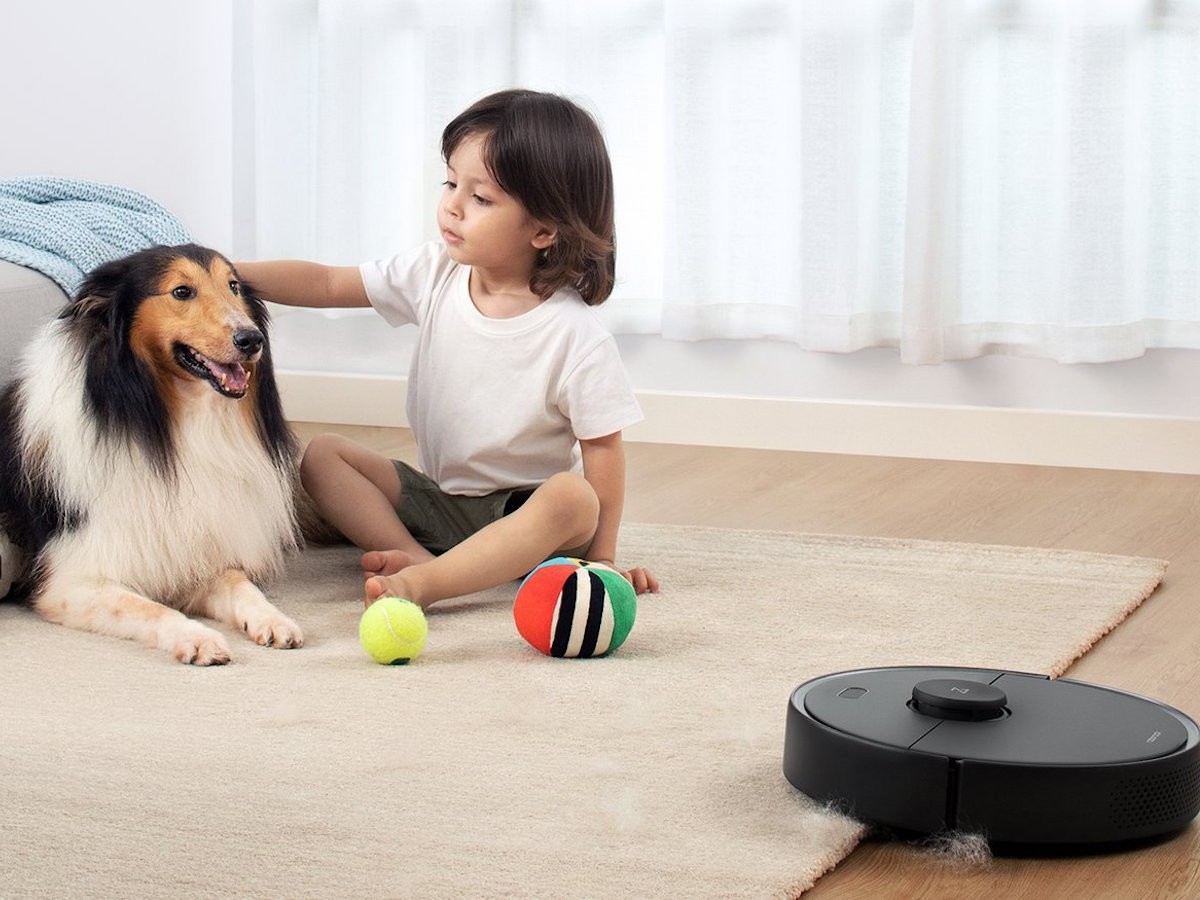 Roborock S4 Max Robot Vacuum captures 95% of particles including dander and mold