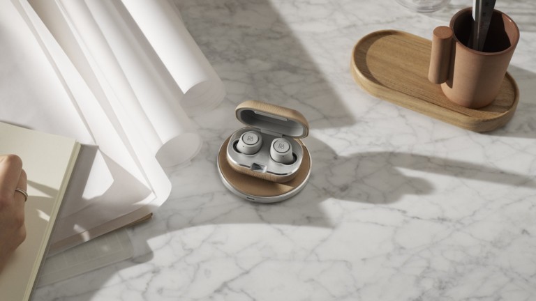 Bang & Olufsen Beoplay Charging Pad wireless <em class="algolia-search-highlight">charger</em> uses luxury materials