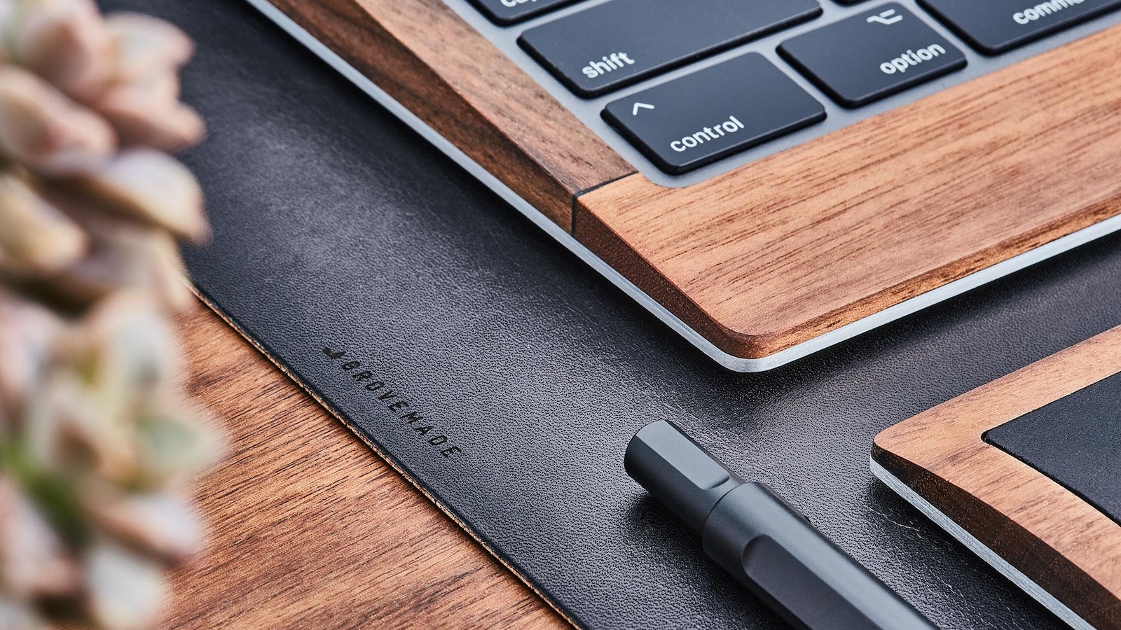 Grovemade Leather Desk Pad Protector prevents your mouse and