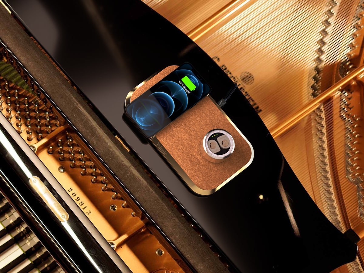 Volonic Valet 3 limited-edition wireless charging device is made of solid 18K yellow gold