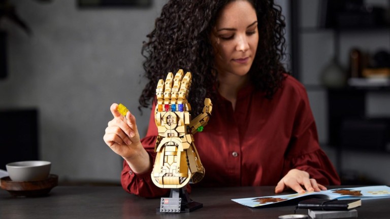 LEGO Infinity Gauntlet Marvel building set includes colorful Infinity Stones and a plaque