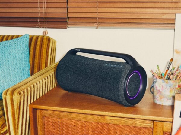 Sony SRS-XG500 X-Series wireless Bluetooth party speaker has IP66 water resistance
