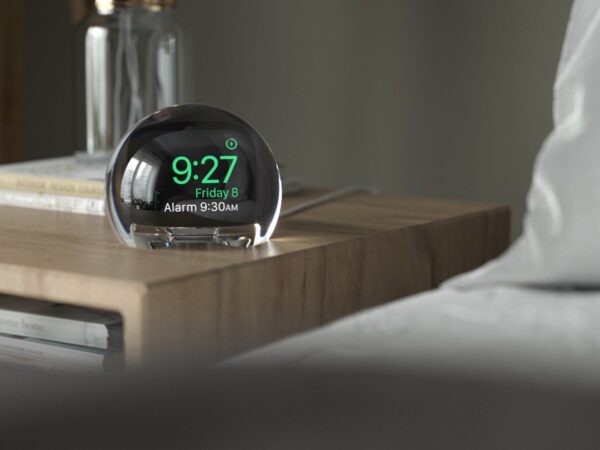 NightWatch Apple Watch touchscreen magnifies your smartwatch and gives it a larger display