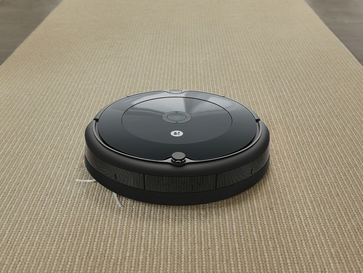 iRobot Roomba 694 robot vacuum has the 3-stage cleaning system and a stylish look