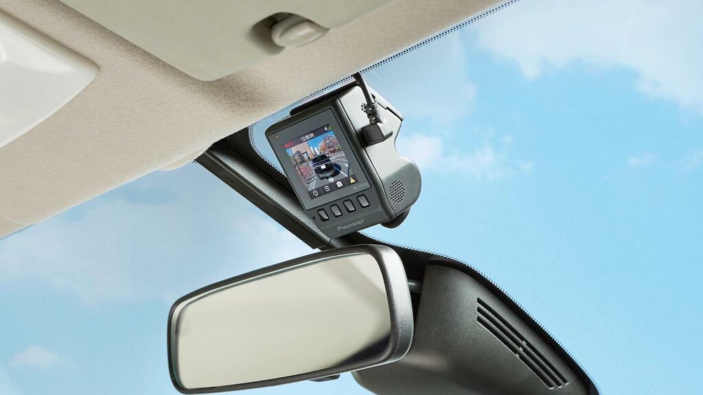 Useful dash cams that can actually help you lower your car insurance