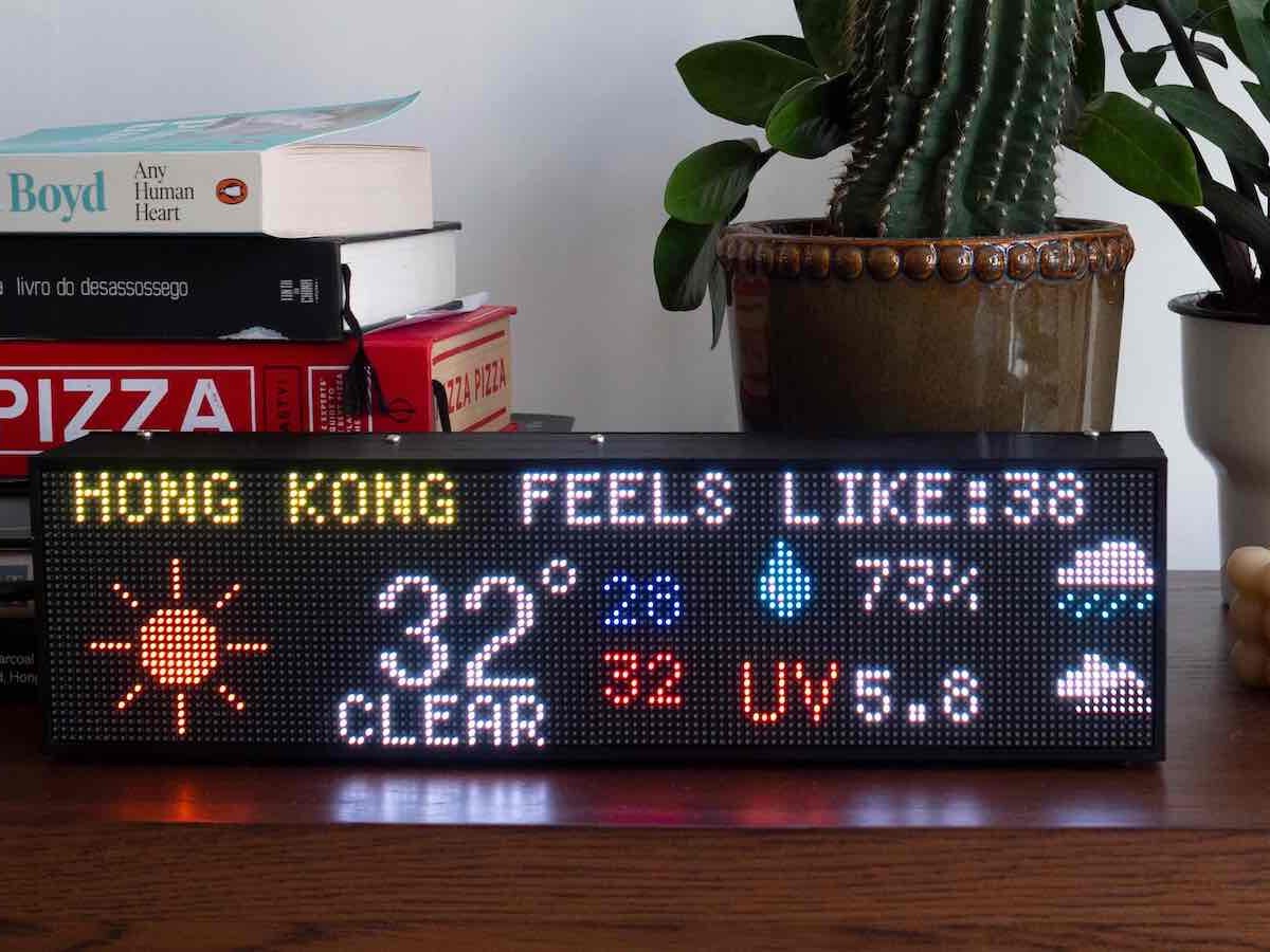 Humidity And Temperature Monitor Crypto Ticker Display - Real-Time Bitcoin/ Stock Prices, Weather & Clock (64x32 Pixel Screen) Glance Led Sports Ticker