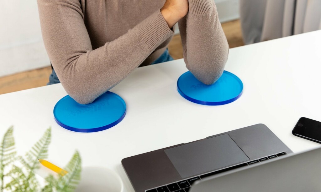 Review Jelbows desk elbow pads relieve pain and pressure