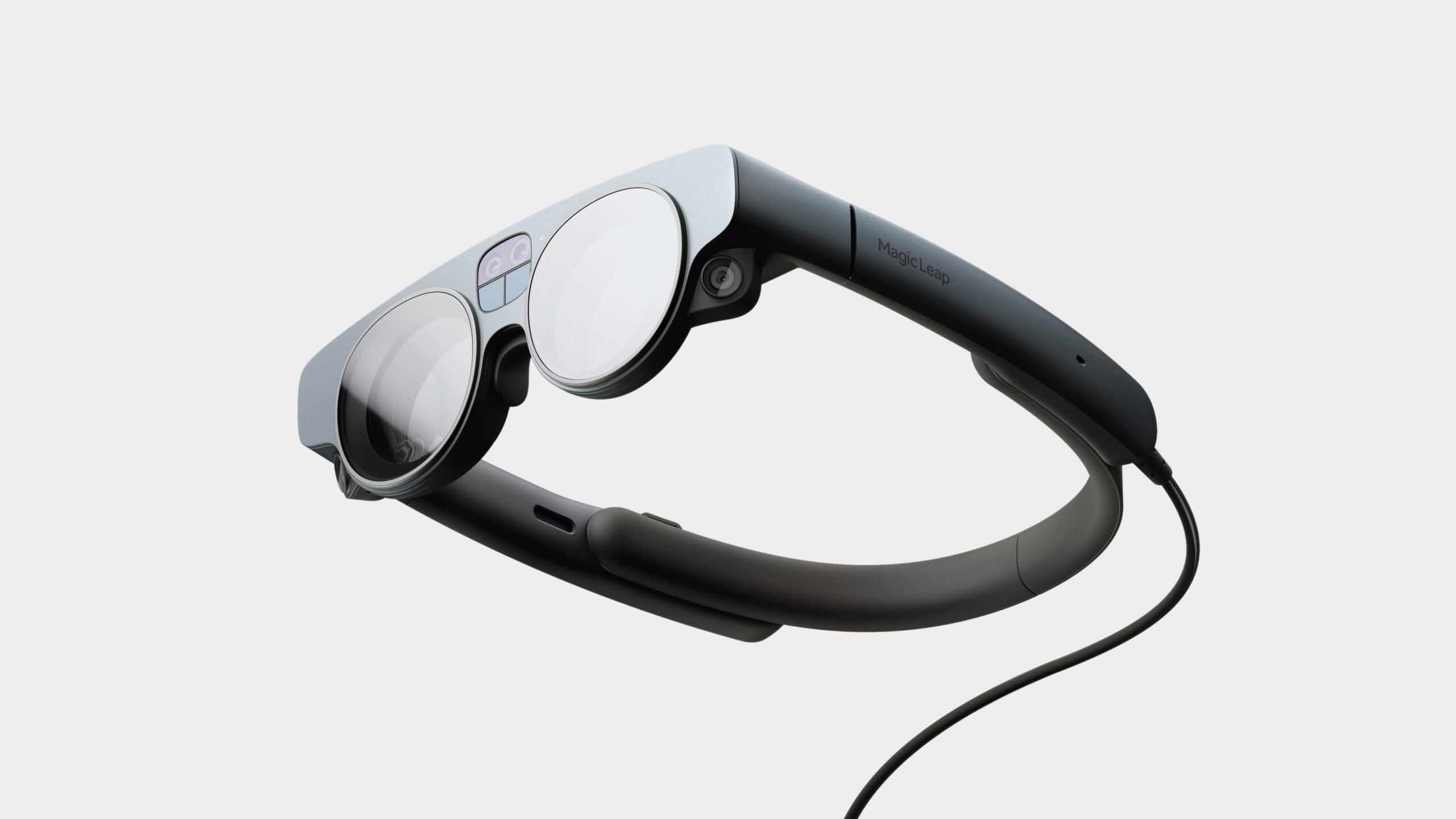 Magic Leap is coming up with the industry's smallest and lightest AR headset