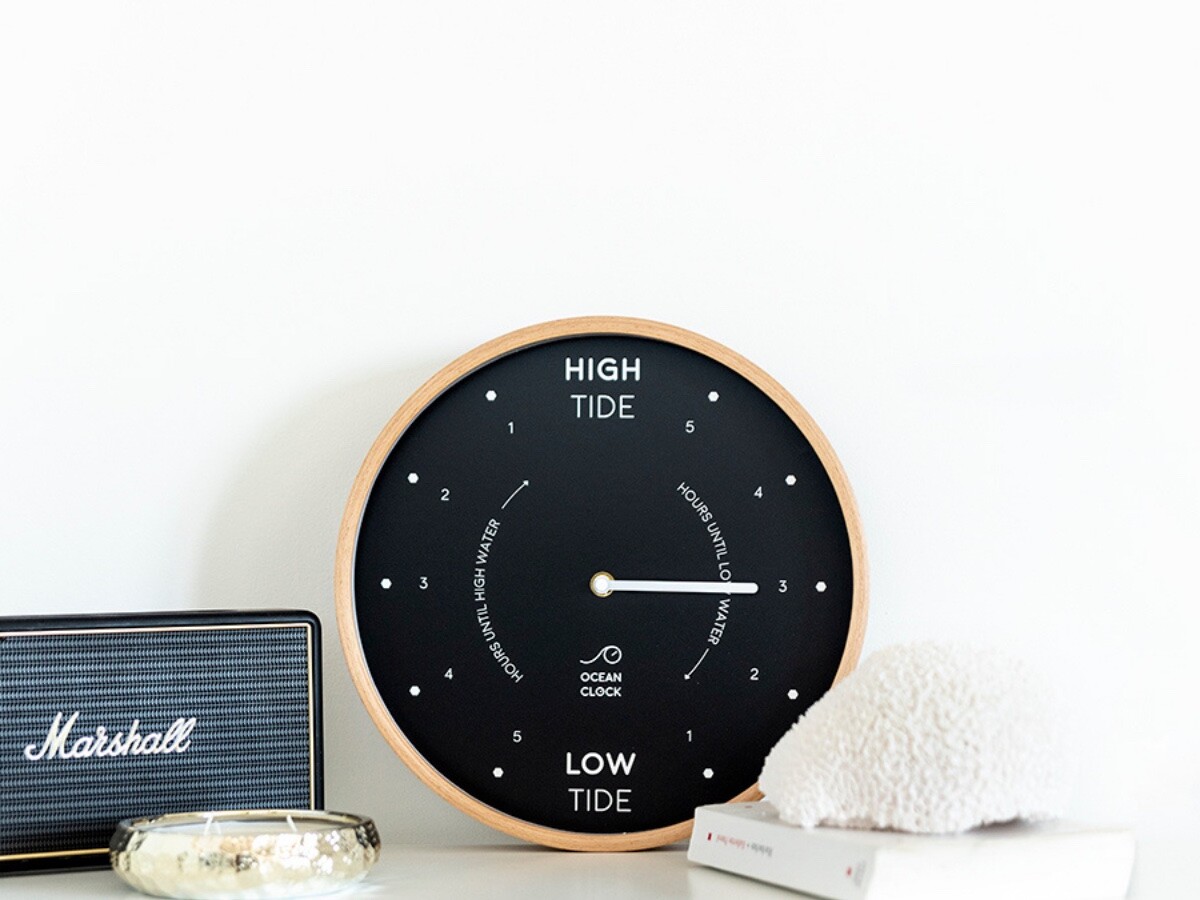 Ocean Clock Tide Clocks track the rhythm of the tides and provides a coastal vibe