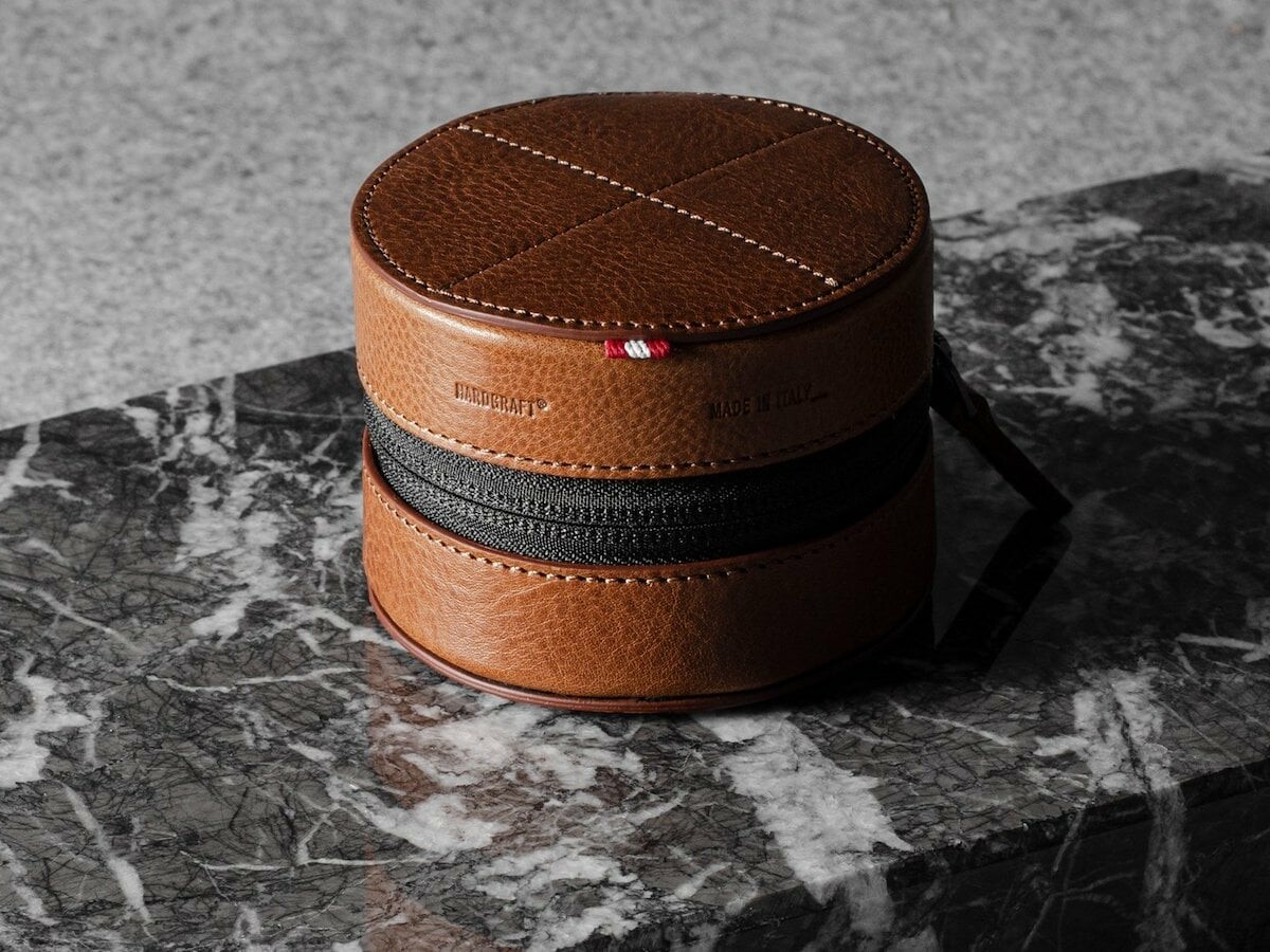 hardgraft Collectors Watch Case has a round, compact design made from Italian leather