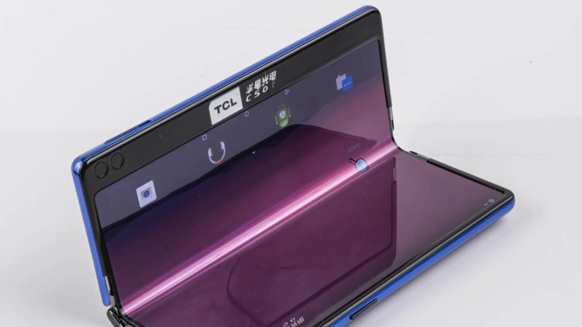 TCL Ultra Flex concept phone has a flexible display & 360º rotatable hinge