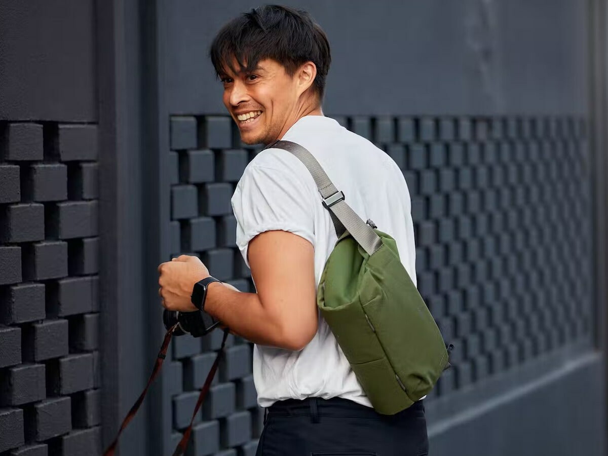 Bellroy Venture Sling day bag series keeps you organized while you’re out and about