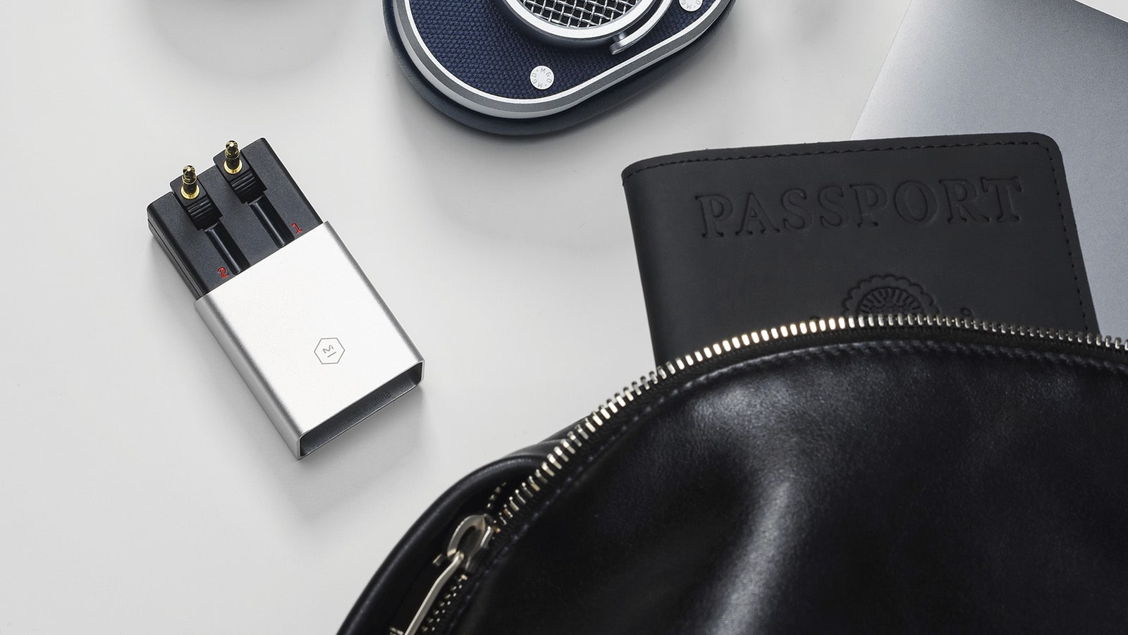 Master & Dynamic MW01 Bluetooth Adapter - Thumbnail 2