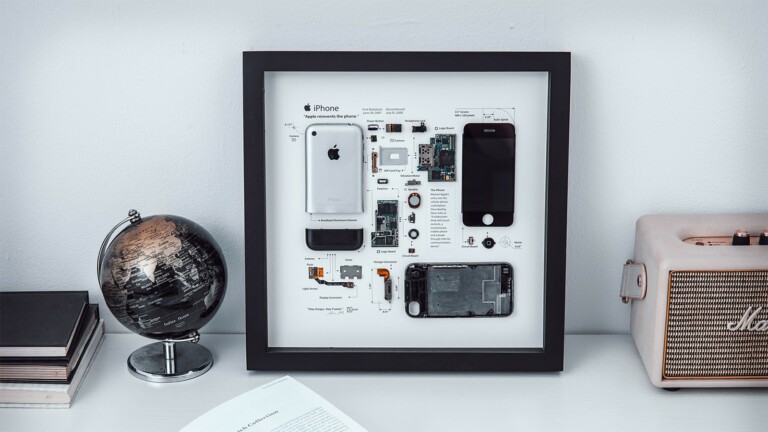 Xreart Framed 1st-Generation iPhone is deconstructed retro artwork that truly stands out