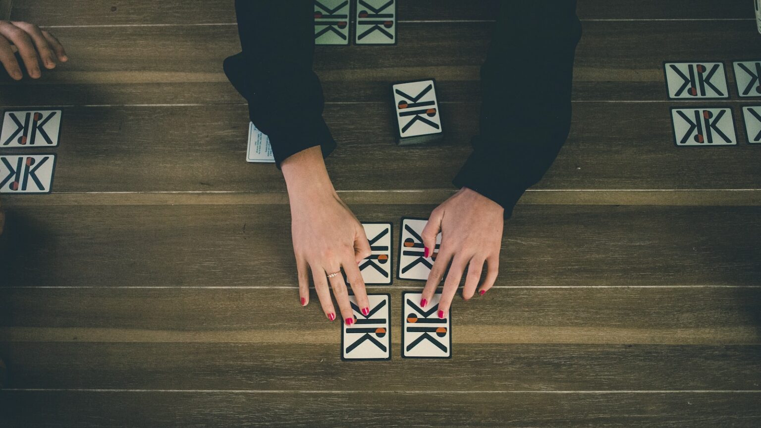 The best card games to challenge your mind » Gadget Flow