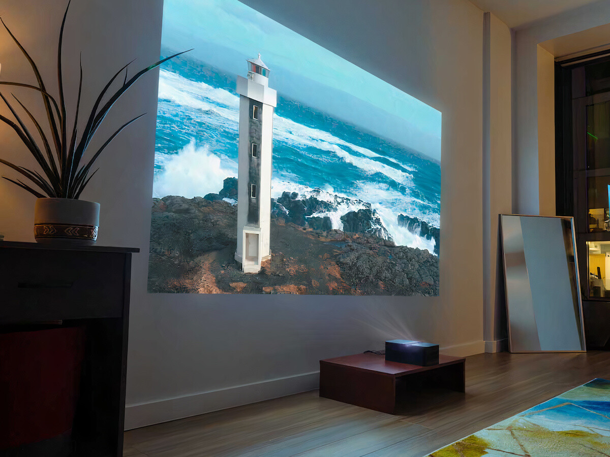 Philips Screeneo U4 ultra short throw projector gives you a huge screen