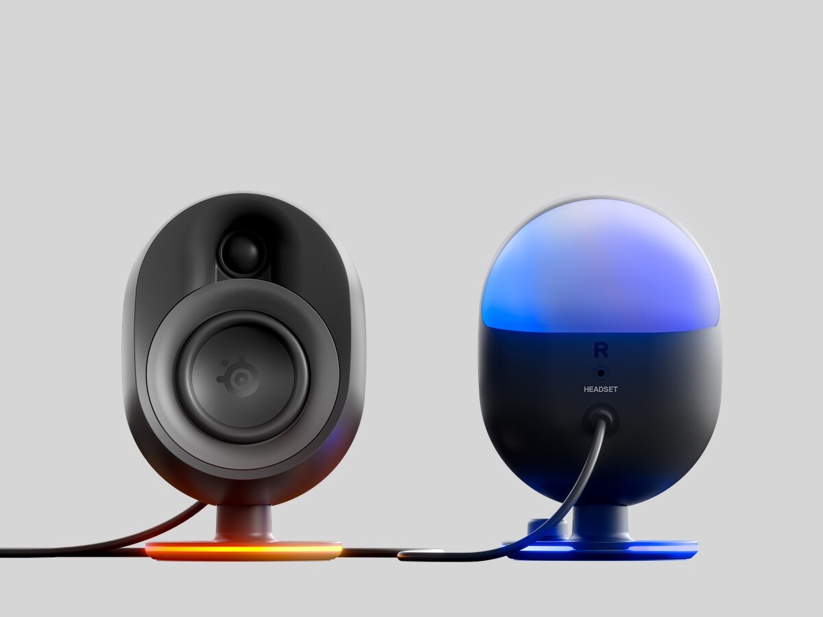 SteelSeries Arena 7 Speaker System is a pair of illuminated 2way