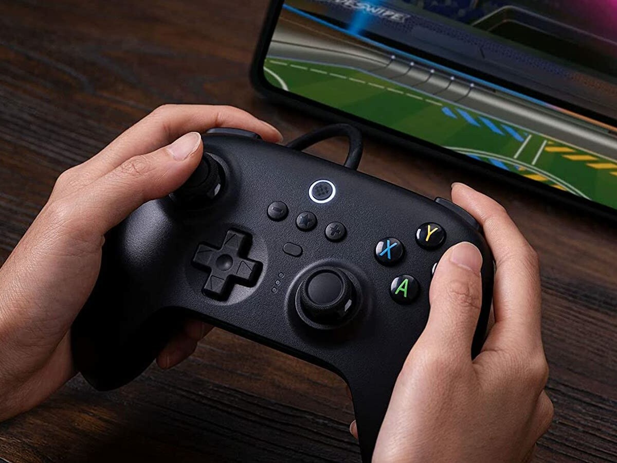8BitDo Ultimate Controller Wired USB for Windows has 3 custom profiles to switch between
