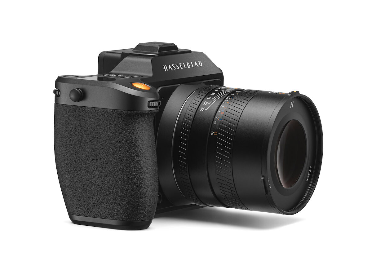 Hasselblad X2D 100C mediumformat mirrorless digital camera body has a