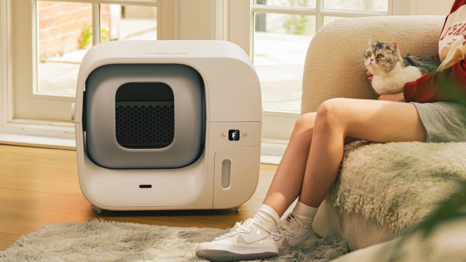 Review Furbulous smart selfpack litter box keeps Kitty's litter healthy