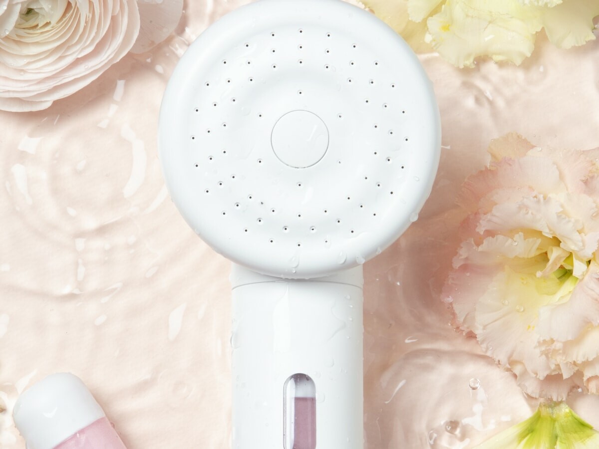 H201 SHIFT The Starter Kit aromatherapy shower head takes your showers