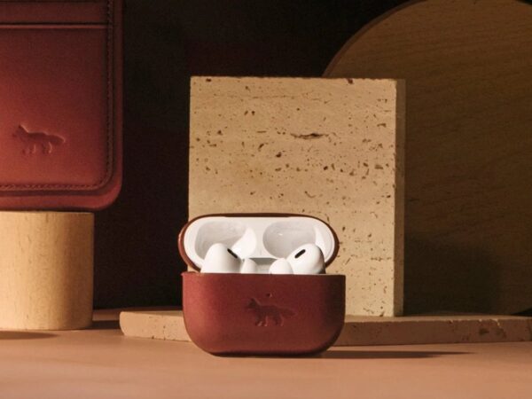 Native Union Profile Fox Leather Case for AirPods Pro (2nd Gen) uses genuine leather