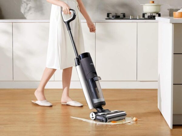 Tineco FLOOR ONE S7 PRO smart wet & dry vacuum cleaner rinses, washes, wrings & cleans