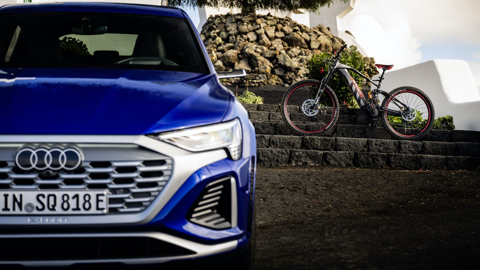 Audi Electric Mountain Bike has a rugged desing