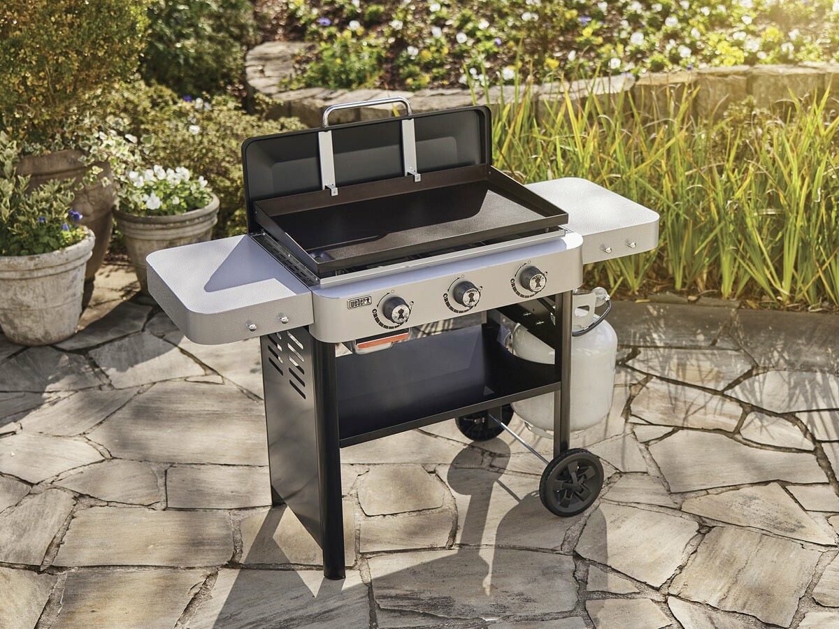 Weber Griddle flat-top grill series offers fast cooking and uniform, edge-to-edge heat