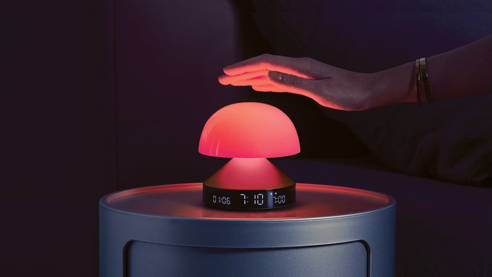 Lexon Mina Sunrise Alarm Clock has sunset and sunrise simulations