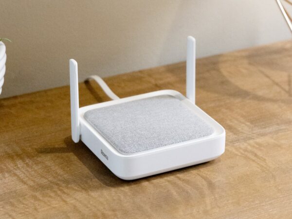 Roku Home Monitoring System SE gives you easy entry and motion detection at home