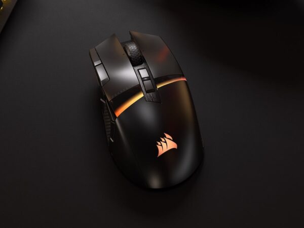 Corsair DARKSTAR WIRELESS gaming mouse has 15 programmable buttons for fast actions