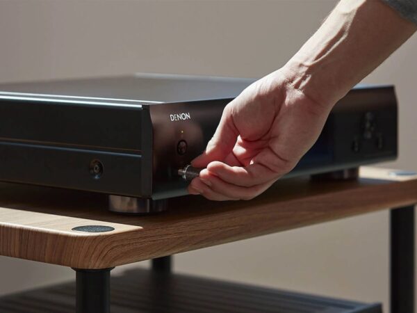 Denon DNP-2000NE audio streamer boasts universal playback of digital music files