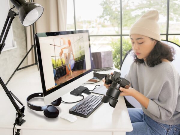 Belkin Connect USB-C to 4-Port USB-C Hub connects you to your USB-C peripherals easily