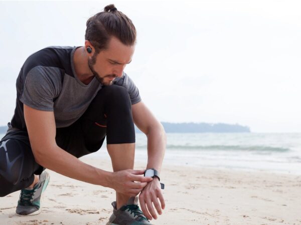 JBL Endurance Race sport earbuds will have you running to the bass of a 6 mm driver