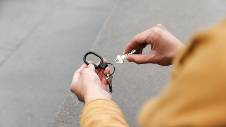 Orbitkey Clip Mini sleek everyday carabiner ensures you always have access to your keys