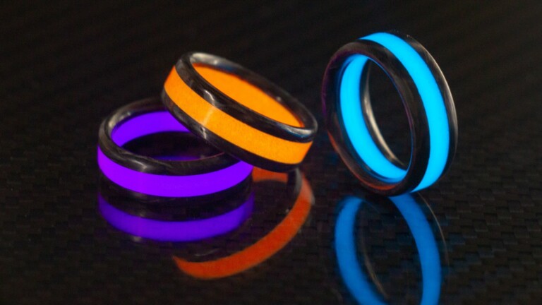 Apex Bands handcrafted carbon fiber rings have contemporary designs and superior builds