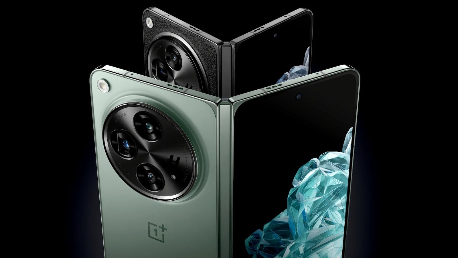 The OnePlus Open has a slim, lightweight design and great hardware