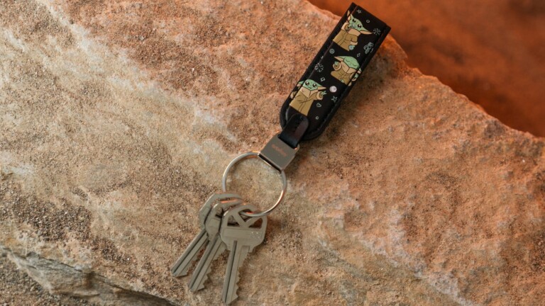 Orbitkey Star Wars Loop Keychain Grogu has a quick-release keyring for easy removal